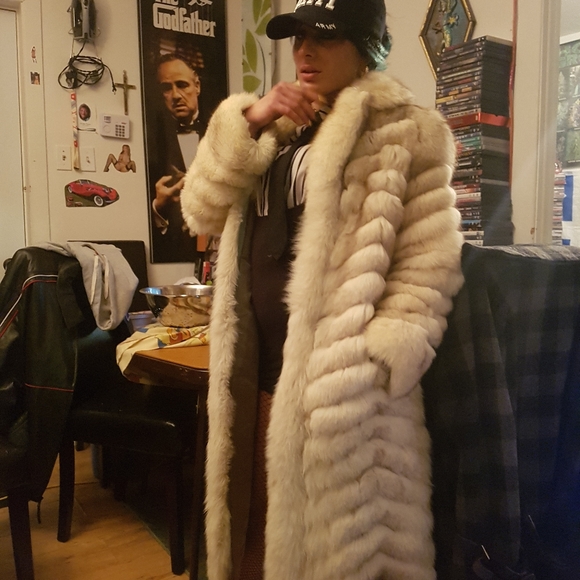 WOMEN'S HANDMADE REAL FOX FUR 3/4 JACKET! - Picture 2 of 12